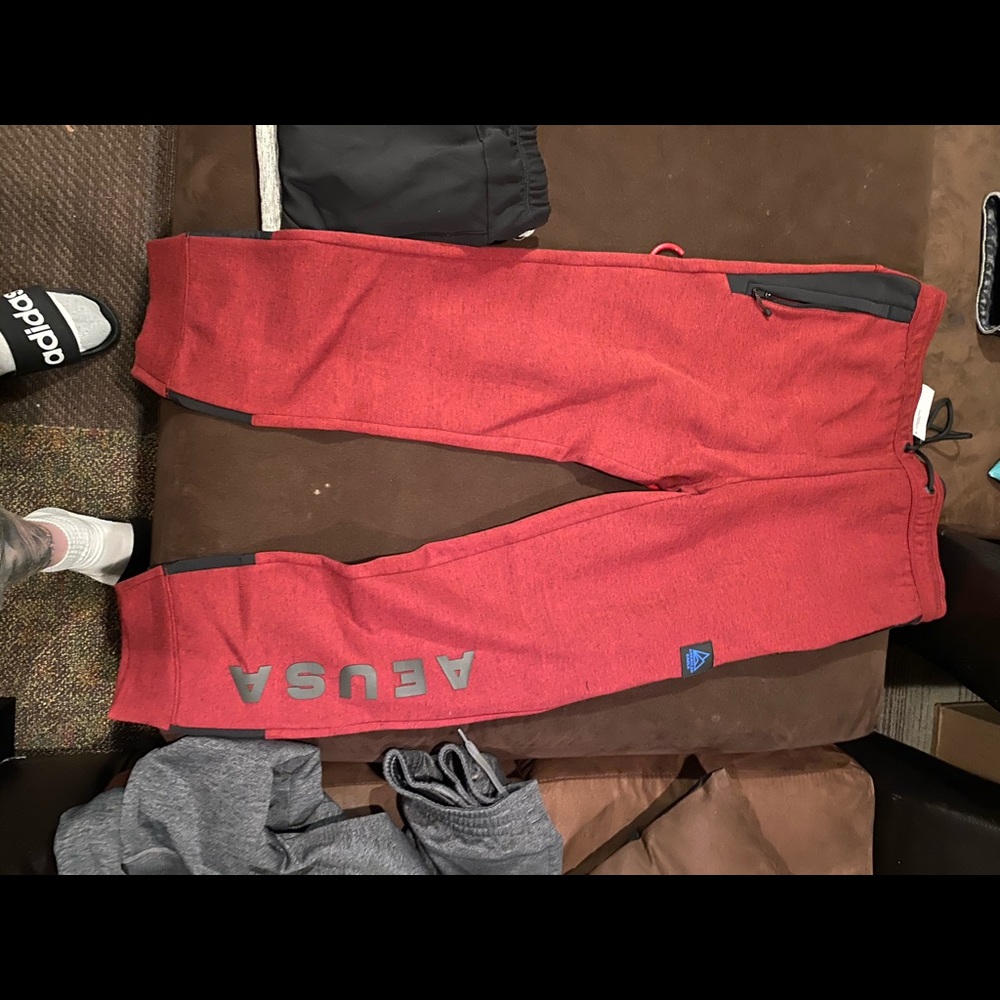 American eagle joggers